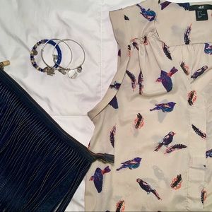 Work Casual Small/Medium Sleeveless Bird Shirt